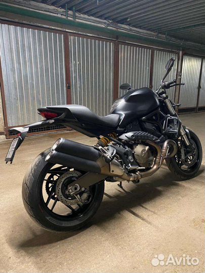 Ducati monster 821 dark