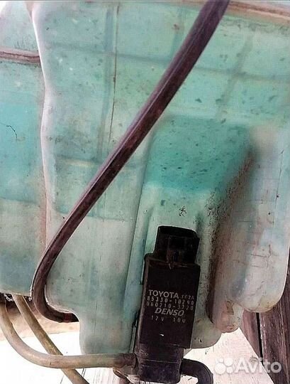 Toyota Caldina.Carina.Corona 7AFE бачок омывателя