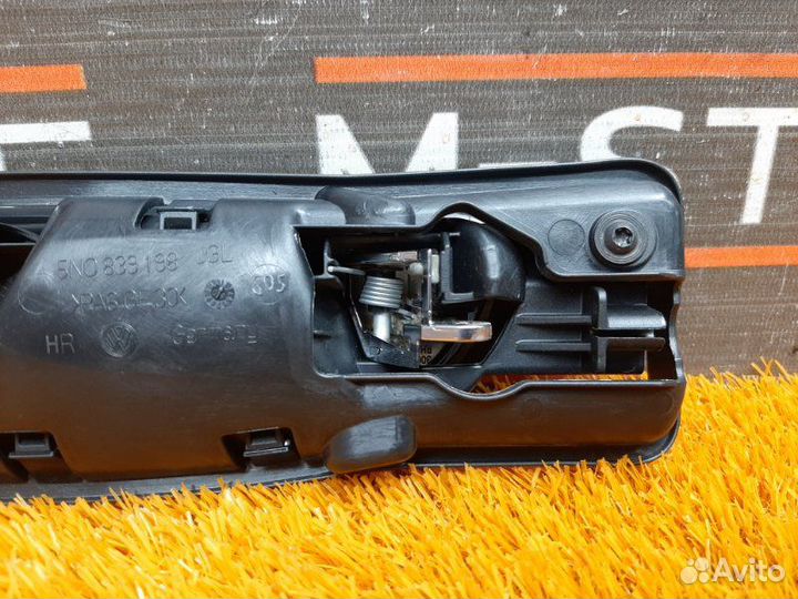 Ручка двери внутренняя задняя правая Volkswagen