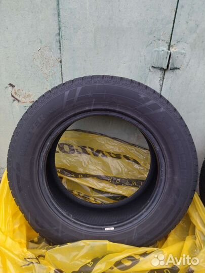 Jinyu YW53 215/65 R16 98T