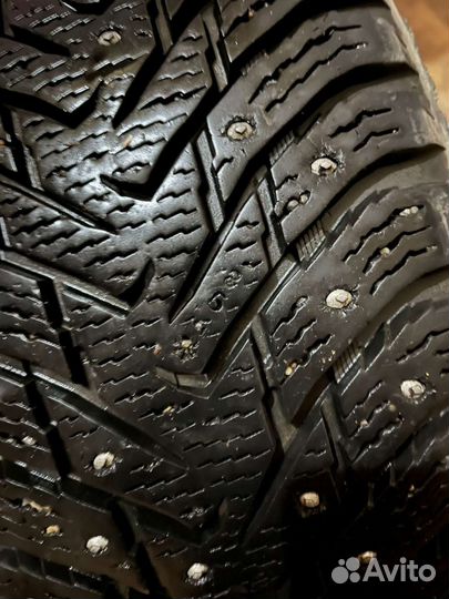 Nokian Tyres Hakkapeliitta 8 SUV 225/65 R17
