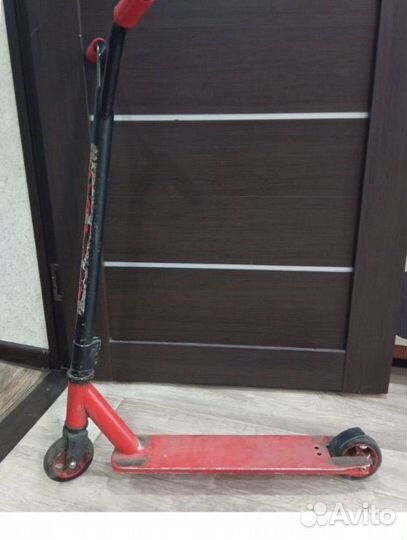 Самокат трюковой