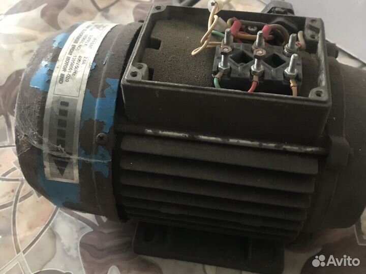 Электродвигатель 220 380 бу