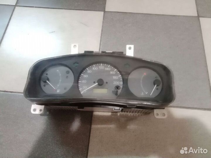 Приборная панель lanser