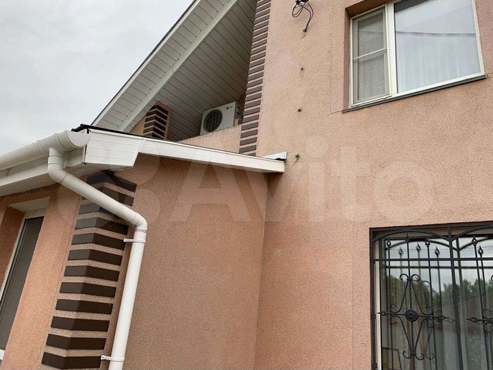 Коттедж 186 м² на участке 8,3 сот.