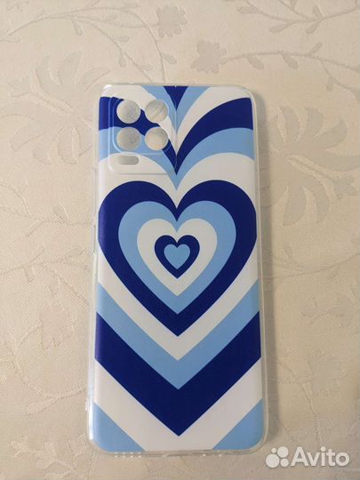 Чехлы на телефон Realme 8 новые и стекла