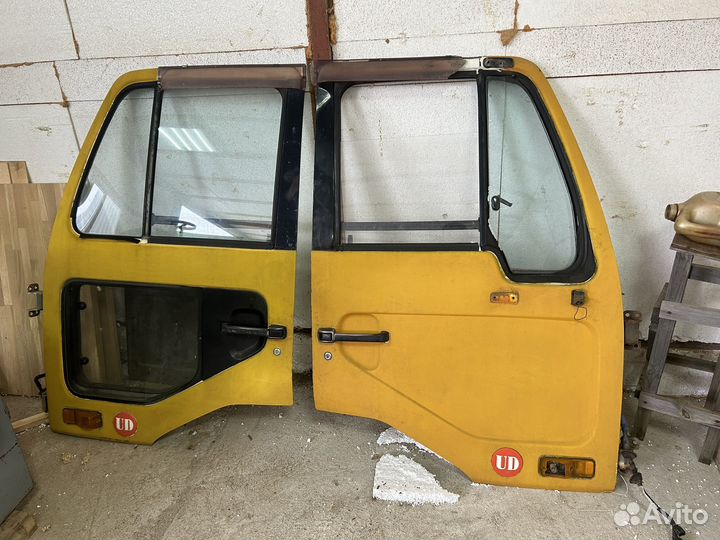 Двери ниссан