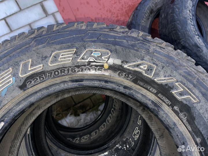 Bridgestone Dueler A/T 225/70 R16