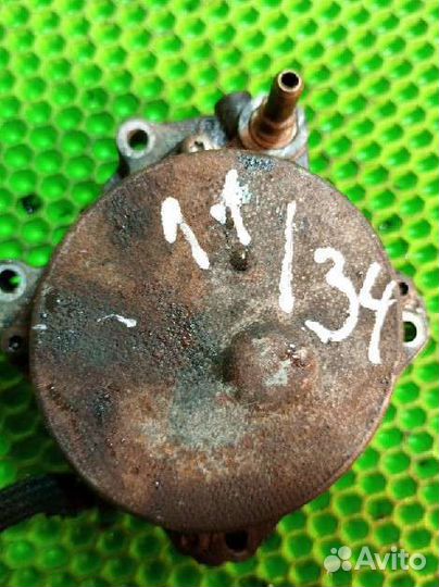 Насос вакуумный Opel Insignia