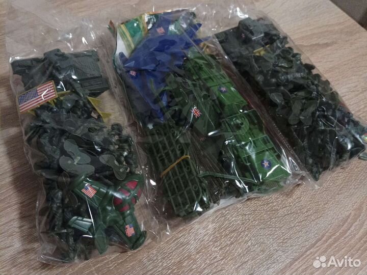 Игрушки Черепашка-ниндзя, наборы армия, животные