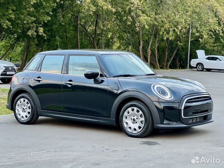 MINI One 1.5 AMT, 2023, 99 км