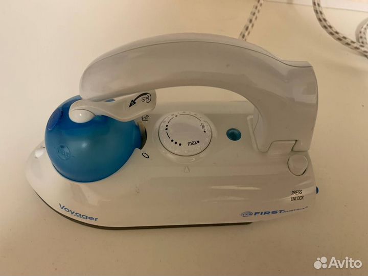 Дорожный складной мини утюг