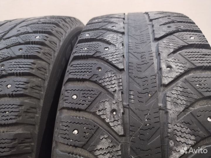 Bridgestone Ice Cruiser 7000 205/60 R16 92T