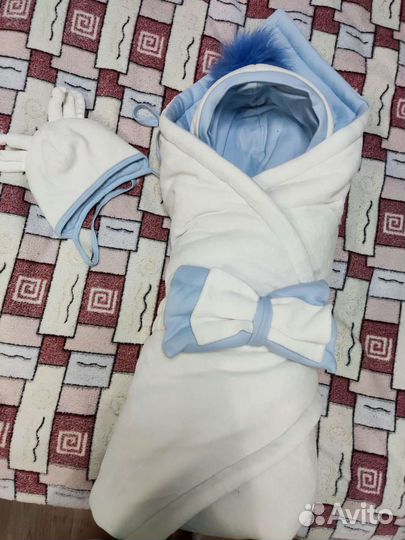 Комплект на выписку:одеяло/комбинезон/шапкаМальчик