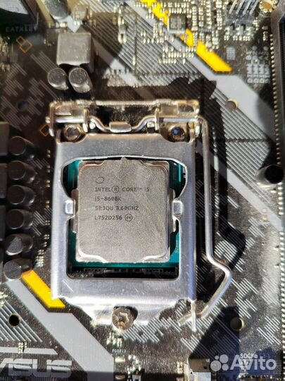 Материнская плата с процессором I5 8600k