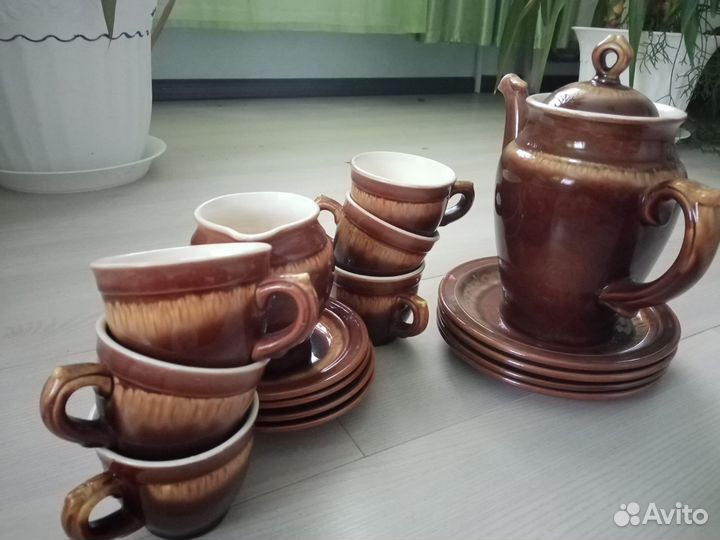 Сервиз коричневый