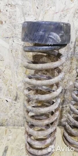 Пружины задние (комплект) Mercedes-Benz 190 1992