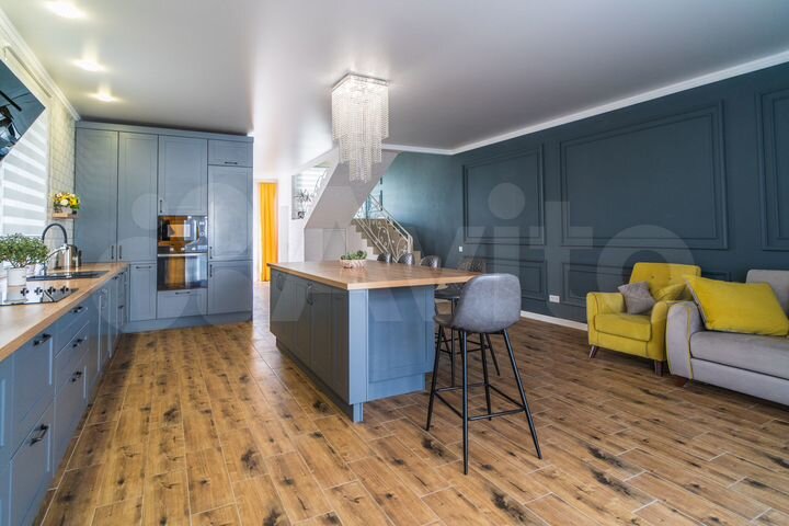 Таунхаус 210 м² на участке 2 сот.