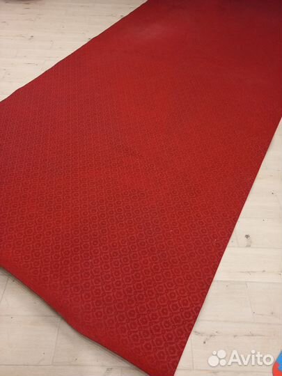 Ковер напольный