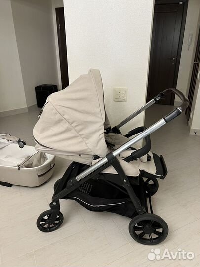 Коляска 3 в 1 Inglesina Aptica