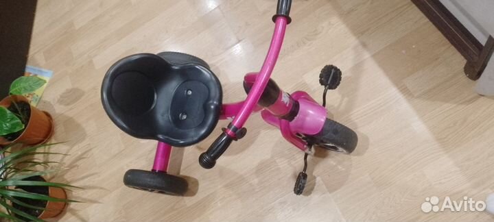 Детский трехколесный велосипед