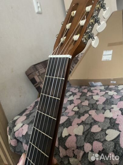 Классическая гитара yamaha c40 бу