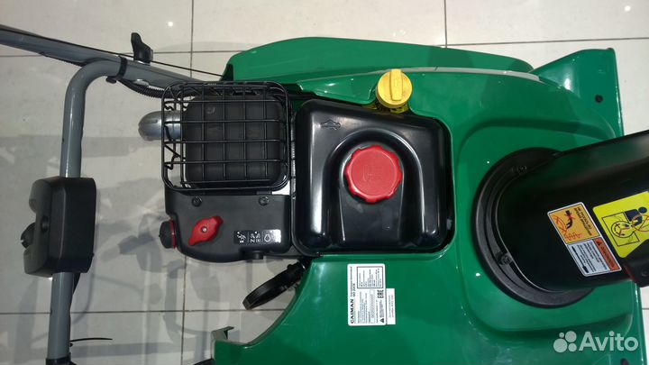 Снегоуборочная машина Caiman GO22CE