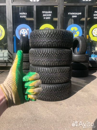 Nokian Tyres Hakkapeliitta 10p 295/35 R21 107T