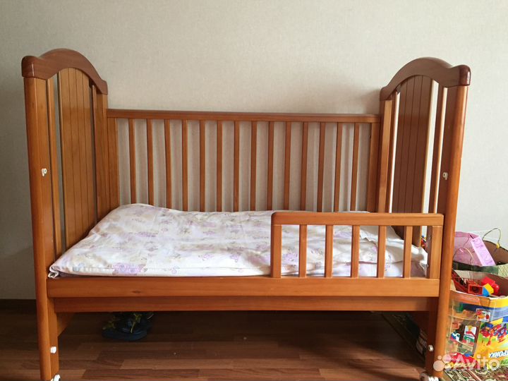 Кроватка