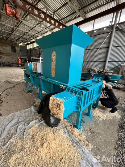 Пресс для стружки (опилок) и сена