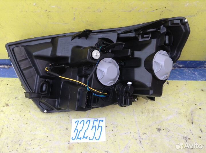 LADA Vesta Фара Левая и Правая Галоген