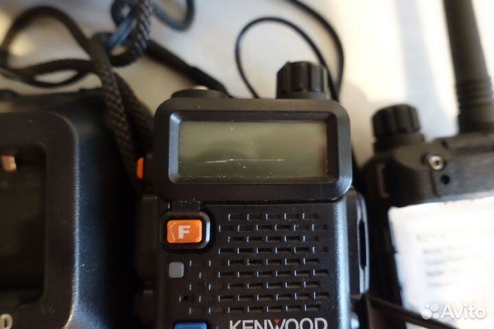 Рация Kenwood TK-UVF8 плюс запасная