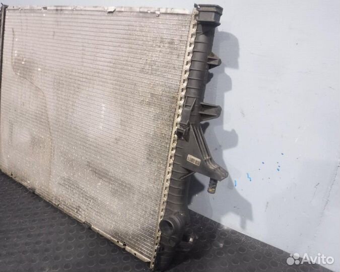 Audi Q7 Радиатор основной