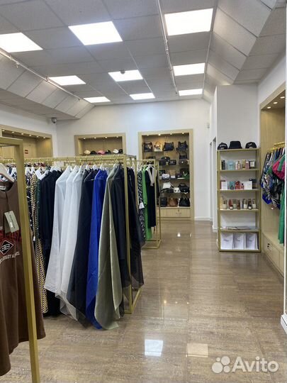 Сдаются рейлы в действующем Шоуруме