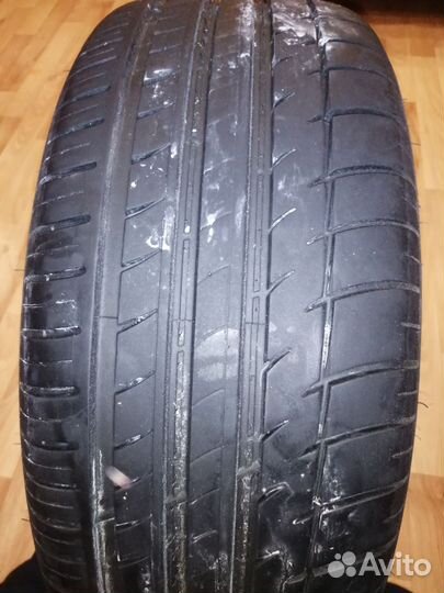 Triangle AdvanteX SUV TR259 245/35 R19