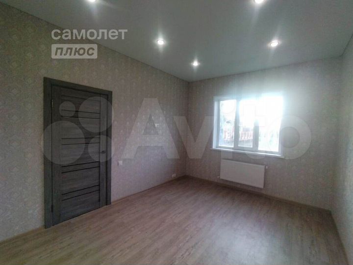 Дом 76 м² на участке 8 сот.