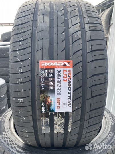 RoadX RXMotion U11 255/40 R20 и 295/35 R20 105Y