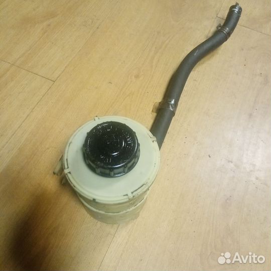 Бачок Гур Рено