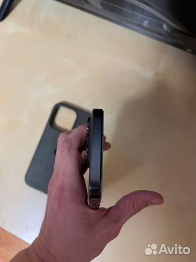 iPhone 15 Pro, 128 ГБ