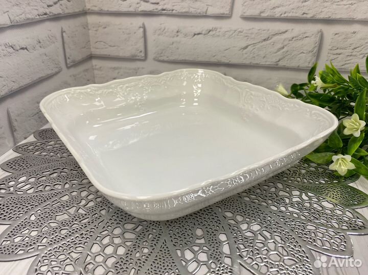 Салатник 25см. недекорированный Bernadotte