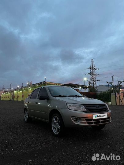 LADA Granta 1.6 МТ, 2012, 170 000 км