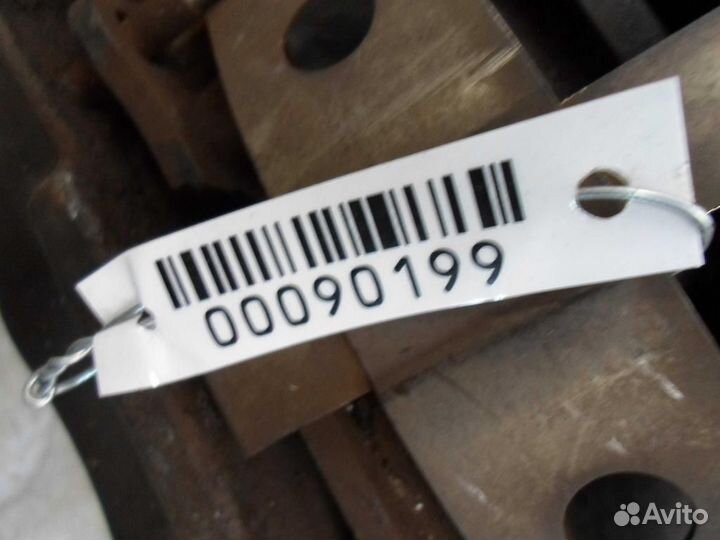 Суппорт передний левый Land Rover Range Rover Spor