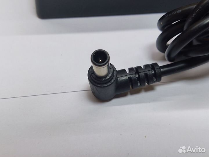 Блок питания sony 19.5v-4.7a / 90w / 6.5x4.4mm