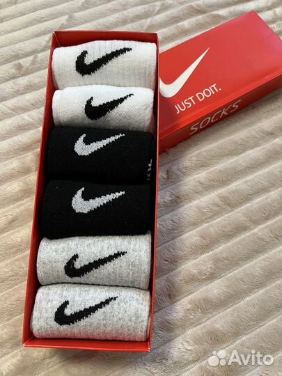 Носки мужские в подарочной коробке