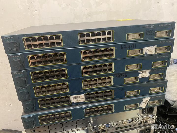 Коммутаторы Cisco по 24 порта