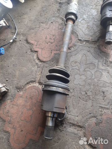 Полуось (привод) передний правый Hyundai Accent