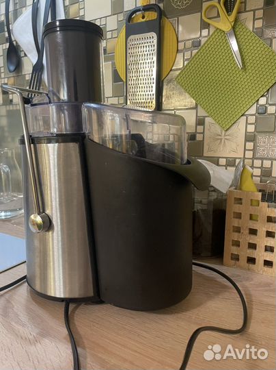 Соковыжималка Lentel 700вт