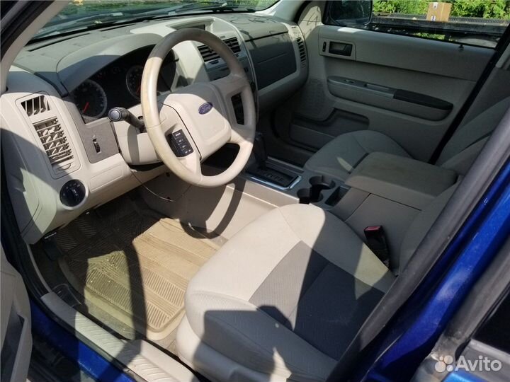 Разбор на запчасти Ford Escape