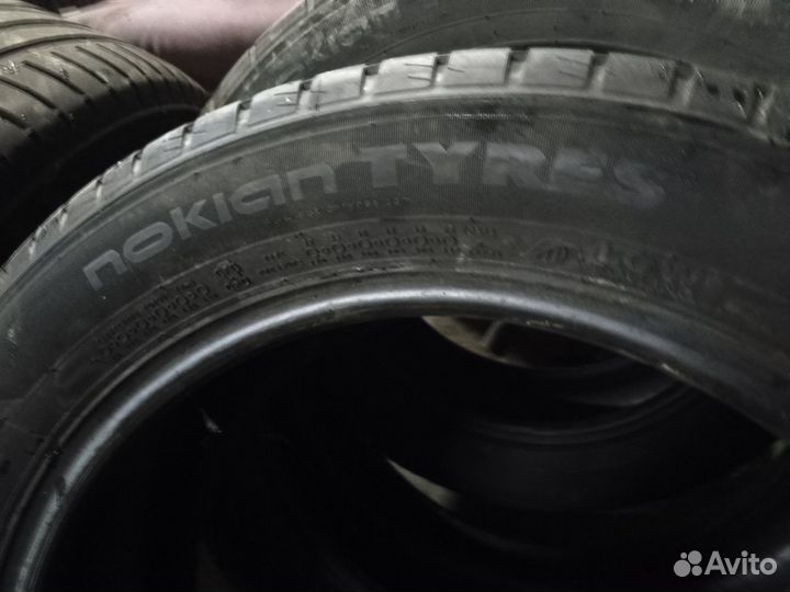 Nokian Tyres Hakka Truck Steer 215/55 R17