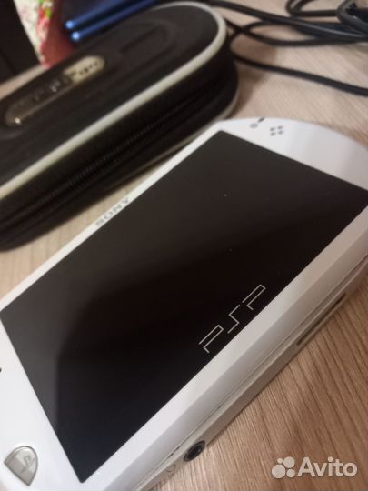 Sony PSP Go White / в идеале